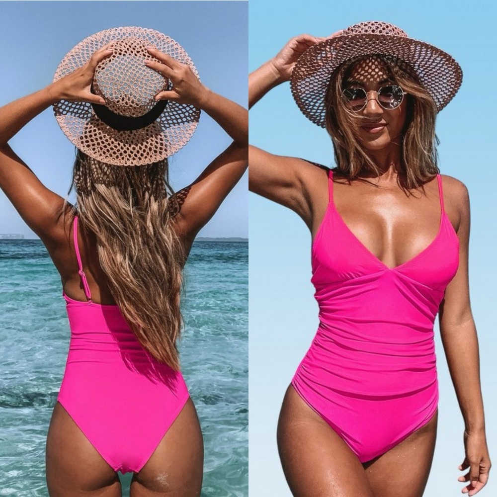NWT Women's Bright Day‎ Shirring One Piece
Swimsuit -Black-SIZE SMALL